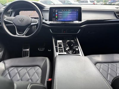 2024 Volkswagen Atlas Cross Sport 2.0T SEL Premium R-Line 4MOTION