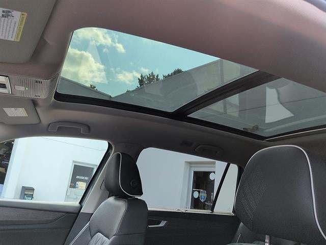 2026 Volkswagen Atlas 2.0T SEL Premium R-Line 4MOTION