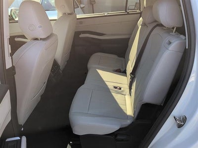 2027 Volkswagen Atlas SE w/Technology 4MOTION