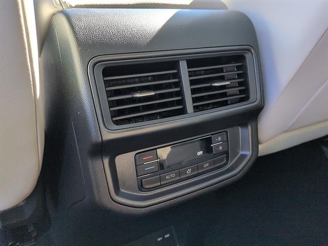 2027 Volkswagen Atlas SE w/Technology 4MOTION