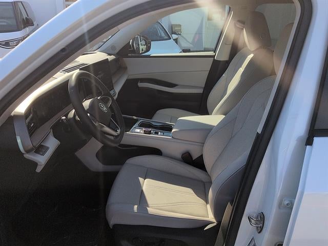 2027 Volkswagen Atlas SE w/Technology 4MOTION
