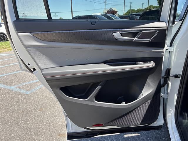 2024 Volkswagen Atlas 2.0T Peak Edition SEL 4MOTION