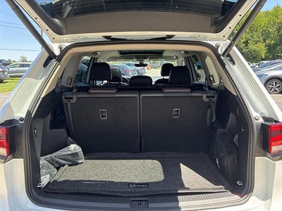 2024 Volkswagen Atlas 2.0T Peak Edition SEL 4MOTION