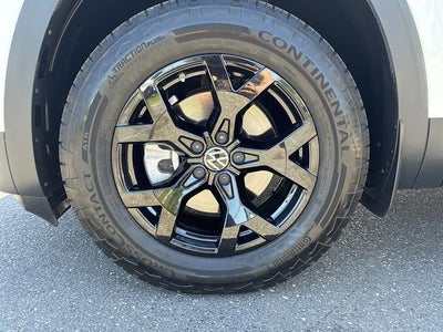 2024 Volkswagen Atlas 2.0T Peak Edition SEL 4MOTION