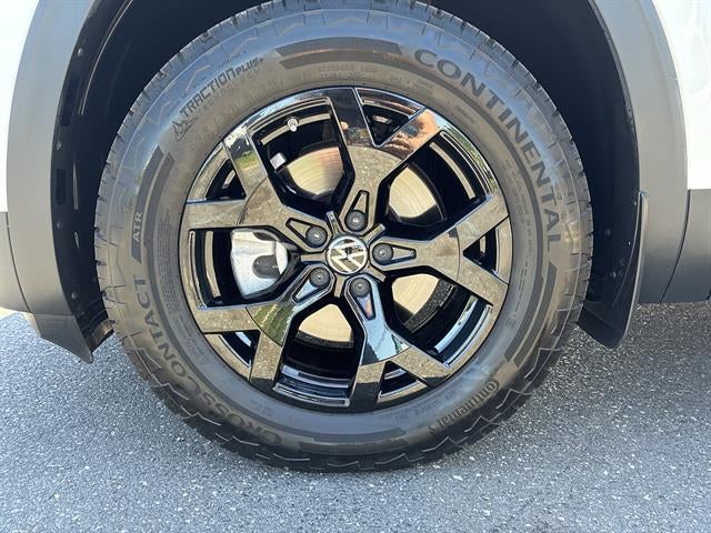 2024 Volkswagen Atlas 2.0T Peak Edition SEL 4MOTION