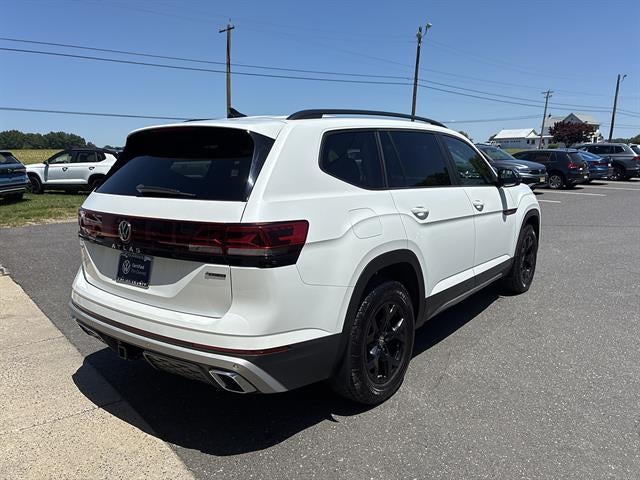 2024 Volkswagen Atlas 2.0T Peak Edition SEL 4MOTION
