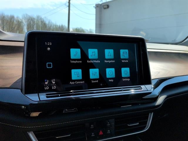 2026 Volkswagen Atlas 2.0T SE w/Technology 4MOTION