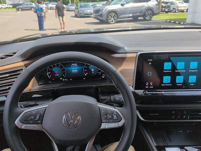 2026 Volkswagen Atlas 2.0T SE w/Technology 4MOTION