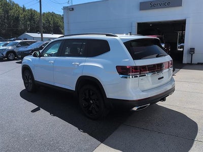2026 Volkswagen Atlas 2.0T SE w/Technology 4MOTION