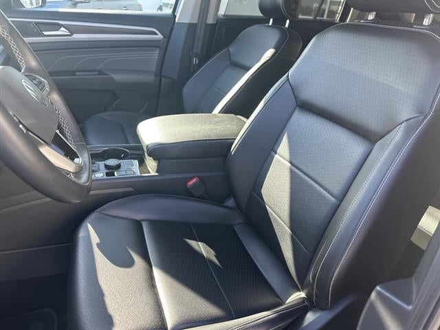 2022 Volkswagen Atlas 2.0T SE w/Technology