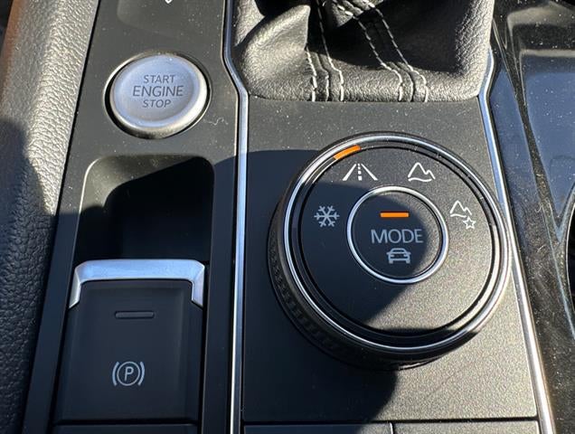 2022 Volkswagen Atlas 2.0T SE w/Technology