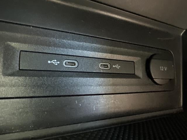 2022 Volkswagen Atlas 2.0T SE w/Technology