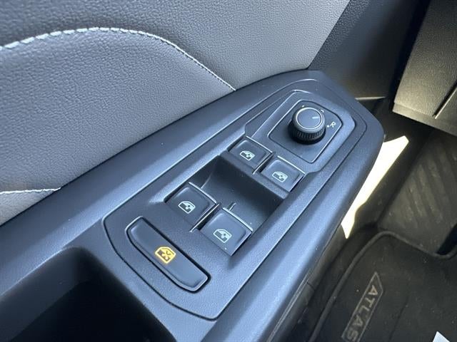 2022 Volkswagen Atlas 2.0T SE w/Technology