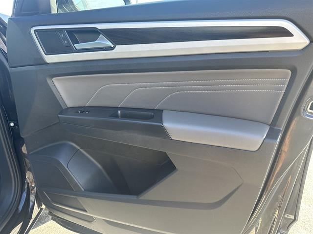 2022 Volkswagen Atlas 2.0T SE w/Technology