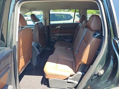 2021 Volkswagen Atlas 3.6L V6 SE w/Technology 4MOTION *Ltd Avail*
