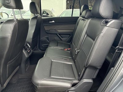 2021 Volkswagen Atlas 2021.5 3.6L V6 SE w/Technology 4MOTION