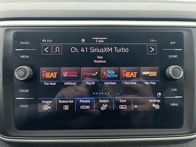 2021 Volkswagen Atlas 2021.5 3.6L V6 SE w/Technology 4MOTION