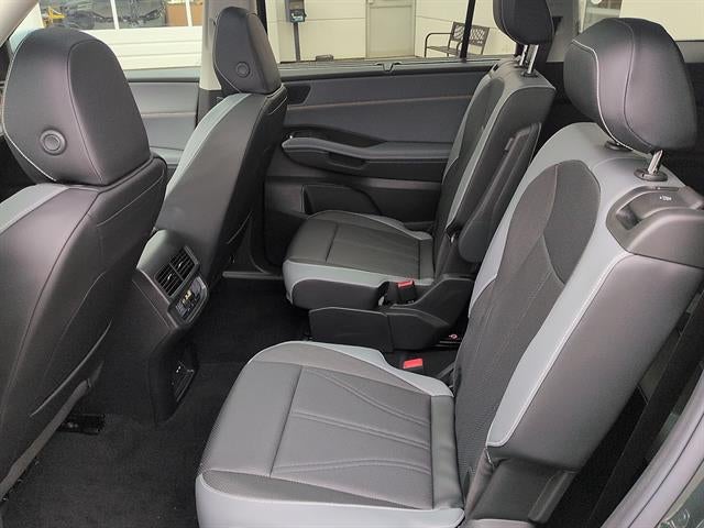 2027 Volkswagen Atlas SE w/Technology 4MOTION