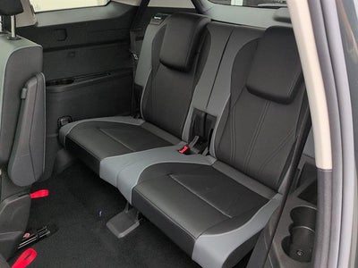 2027 Volkswagen Atlas SE w/Technology 4MOTION