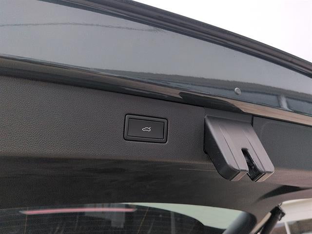 2027 Volkswagen Atlas SE w/Technology 4MOTION