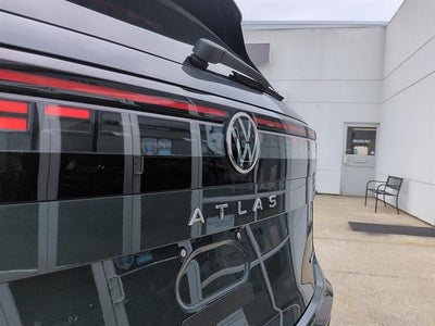 2027 Volkswagen Atlas SE w/Technology 4MOTION