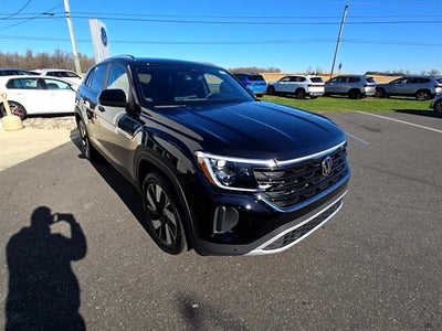 2026 Volkswagen Atlas Cross Sport 2.0T SE w/Technology