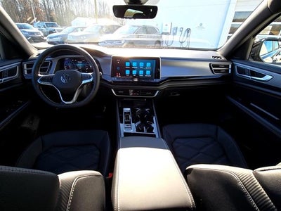 2026 Volkswagen Atlas Cross Sport 2.0T SE w/Technology