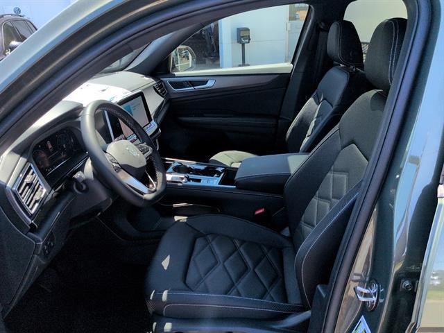 2026 Volkswagen Atlas Cross Sport 2.0T SE w/Technology 4MOTION