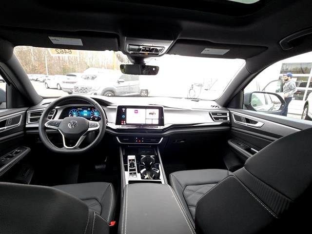 2026 Volkswagen Atlas Cross Sport 2.0T SE w/Technology