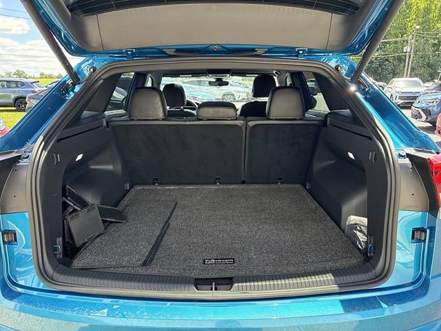 2024 Volkswagen Atlas Cross Sport 2.0T SE w/Technology 4MOTION