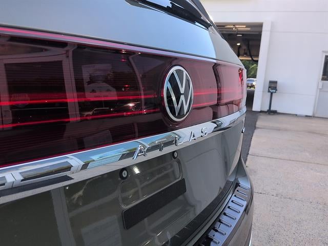 2026 Volkswagen Atlas 2.0T SE w/Technology 4MOTION
