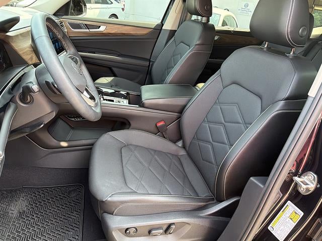 2024 Volkswagen Atlas 2.0T SE w/Technology FWD