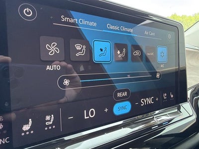 2024 Volkswagen Atlas 2.0T SE w/Technology FWD