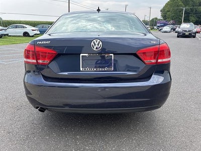 2015 Volkswagen Passat 4dr Sdn 1.8T Auto Limited Edition PZEV