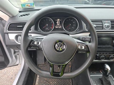 2016 Volkswagen Passat 4dr Sdn 1.8T Auto S PZEV