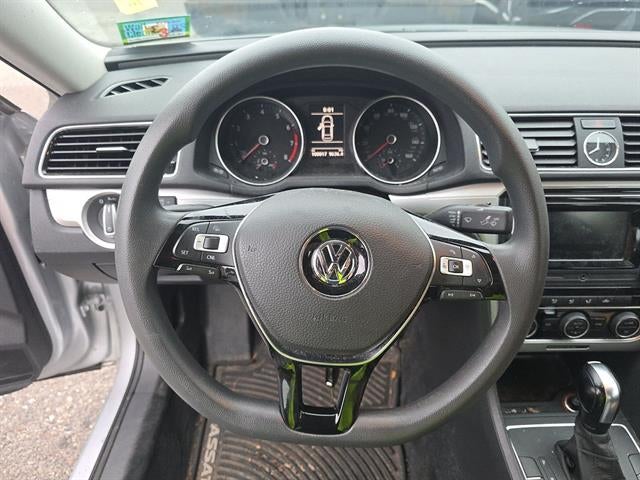 2016 Volkswagen Passat 4dr Sdn 1.8T Auto S PZEV