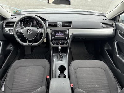 2016 Volkswagen Passat 4dr Sdn 1.8T Auto S PZEV