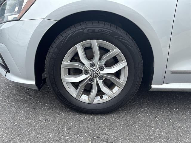 2016 Volkswagen Passat 4dr Sdn 1.8T Auto S PZEV