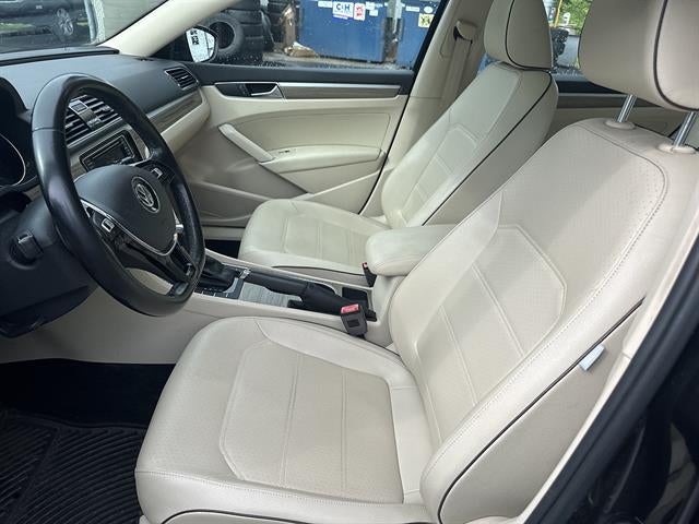 2018 Volkswagen Passat 2.0T SE Auto
