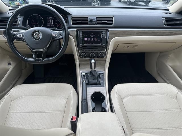 2018 Volkswagen Passat 2.0T SE Auto