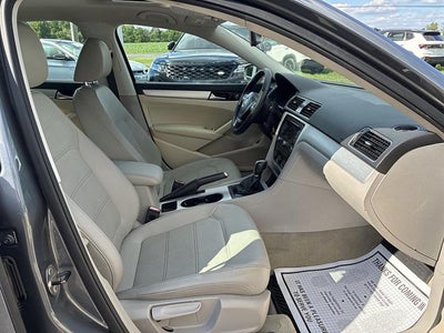 2013 Volkswagen Passat 4dr Sdn 2.0L DSG TDI SE w/Sunroof