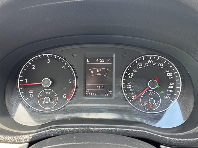 2013 Volkswagen Passat 4dr Sdn 2.0L DSG TDI SE w/Sunroof