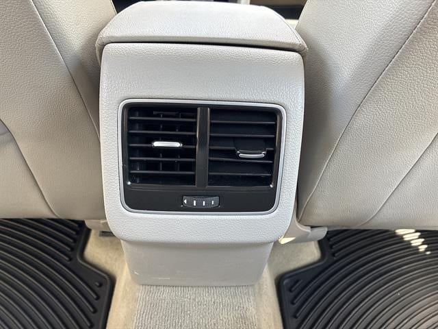 2013 Volkswagen Passat 4dr Sdn 2.0L DSG TDI SE w/Sunroof