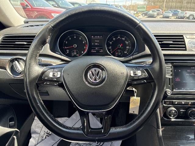 2016 Volkswagen Passat 4dr Sdn 1.8T Auto SE PZEV