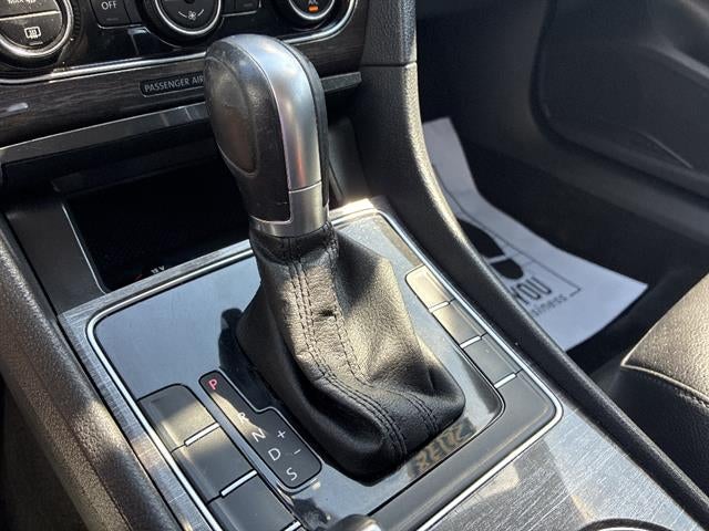 2016 Volkswagen Passat 4dr Sdn 1.8T Auto SE PZEV