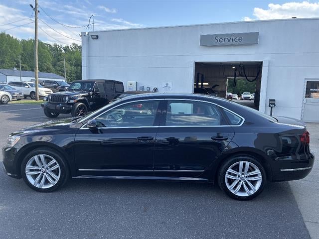 2018 Volkswagen Passat 2.0T SEL Premium Auto