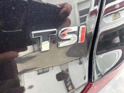 2018 Volkswagen Passat 2.0T SEL Premium