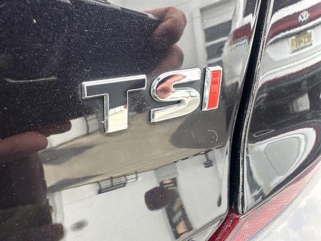 2018 Volkswagen Passat 2.0T SEL Premium