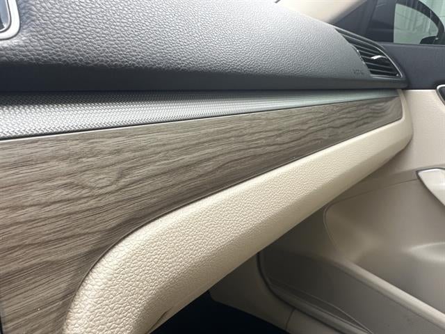 2018 Volkswagen Passat 2.0T SEL Premium