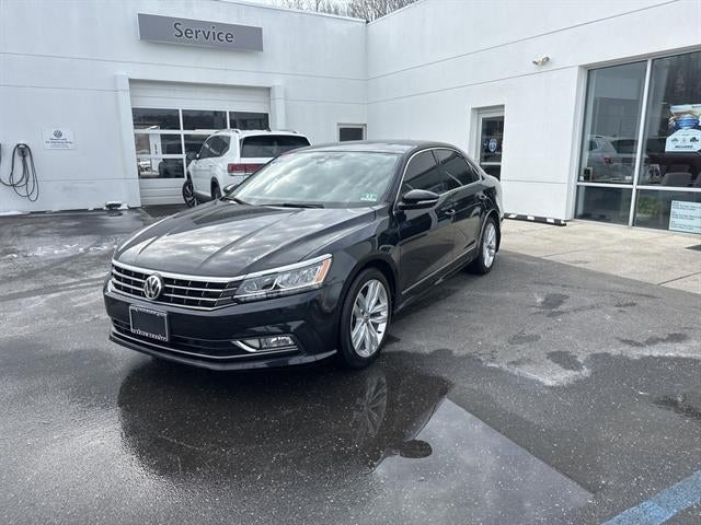 2018 Volkswagen Passat 2.0T SEL Premium